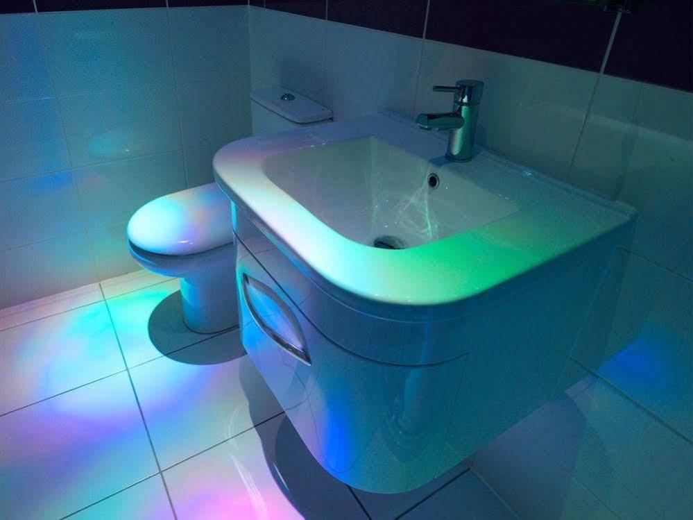 Black Burn Lodge B & B Newcastleton Екстер'єр фото